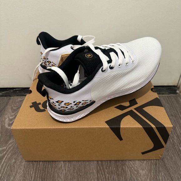 NWT: Women’s Tommaso Capri II Cycling Shoe Size 11 - Picture 7 of 10